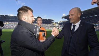 开云app-莱科赴沪前获教练员奖三甲提名 评选结果3.22揭晓