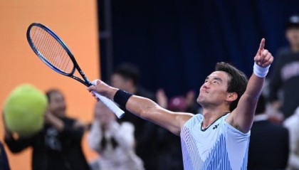 开云下载-谁也挡不住的布云朝克特，今晚挑战世界第一