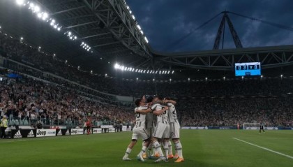 开云下载-尤文做账门发酵：阿图尔与皮亚尼奇的疯狂交易始末